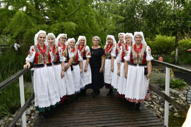 77_folklor002.jpg
