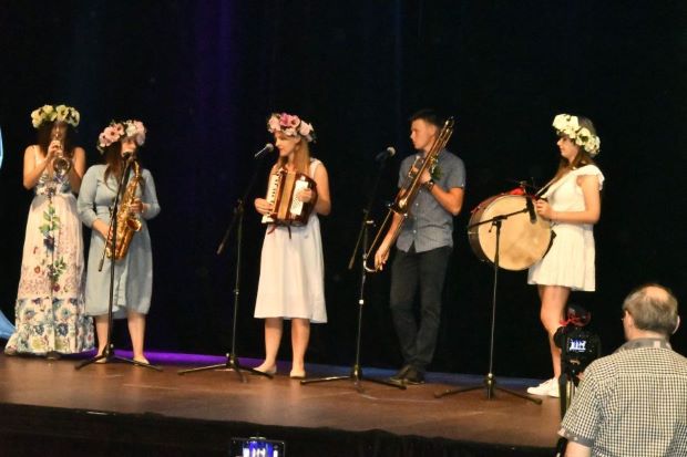 77_folklor006.jpg