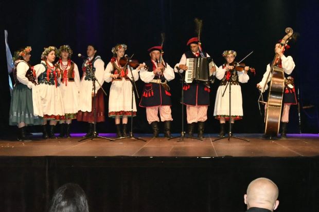 77_folklor010.jpg
